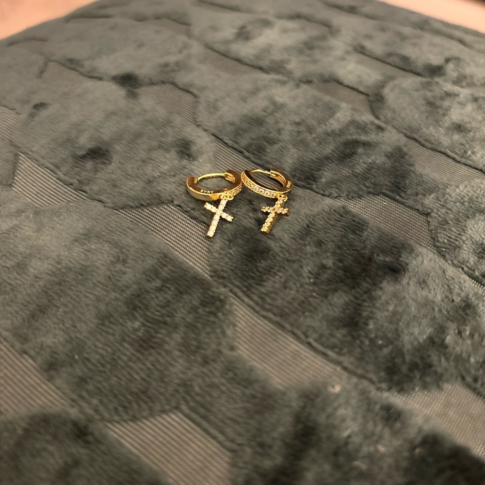 Elegant Gold Cross Dangle Earrings